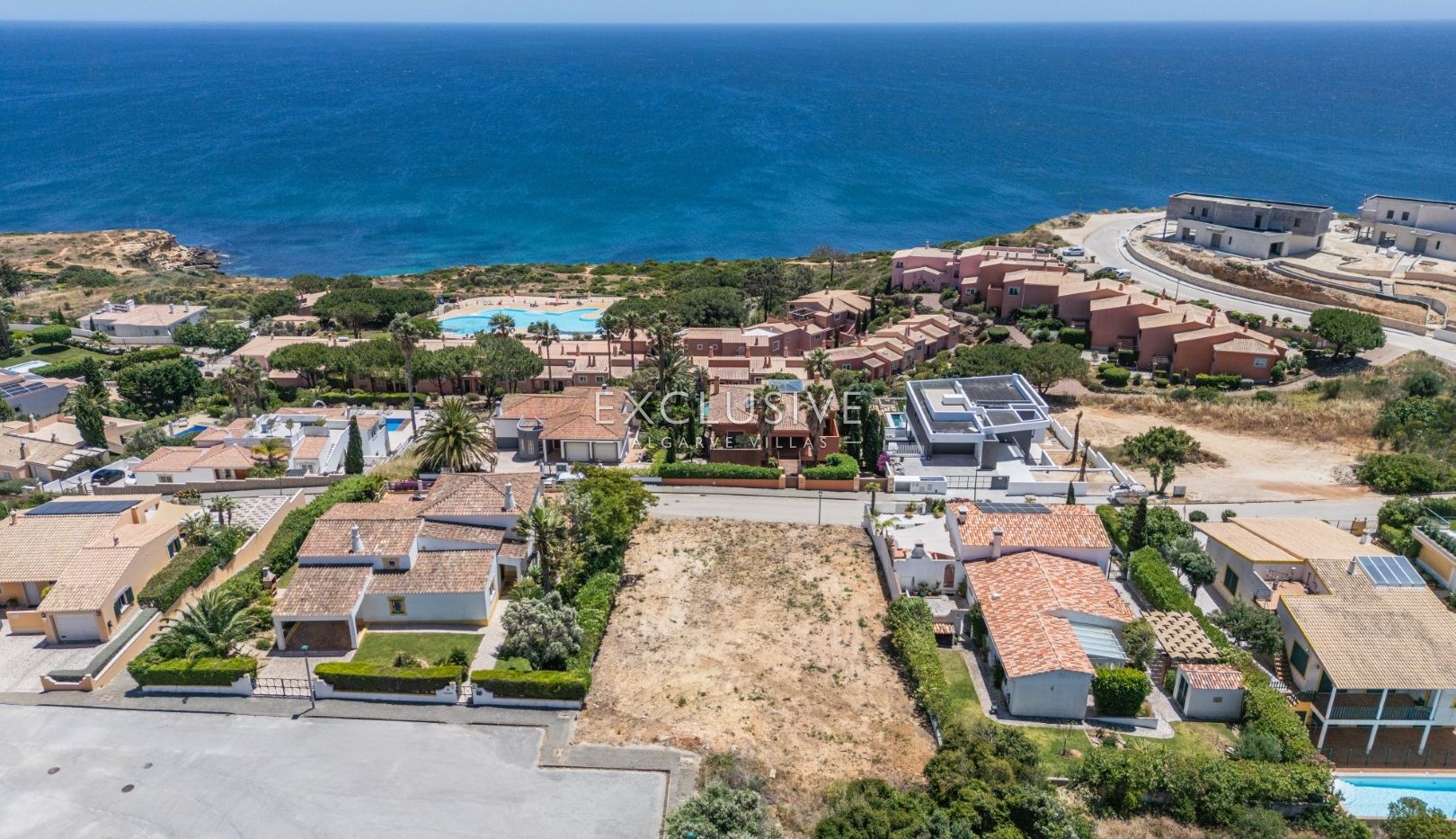 Seltenes Grundstück mit Meerblick in Praia da Luz