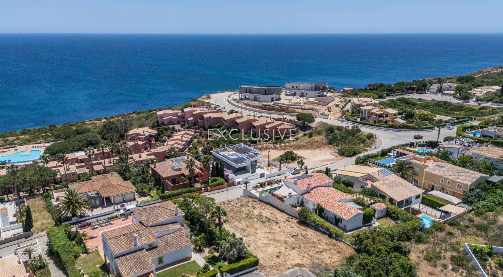 Seltenes Grundstück mit Meerblick in Praia da Luz