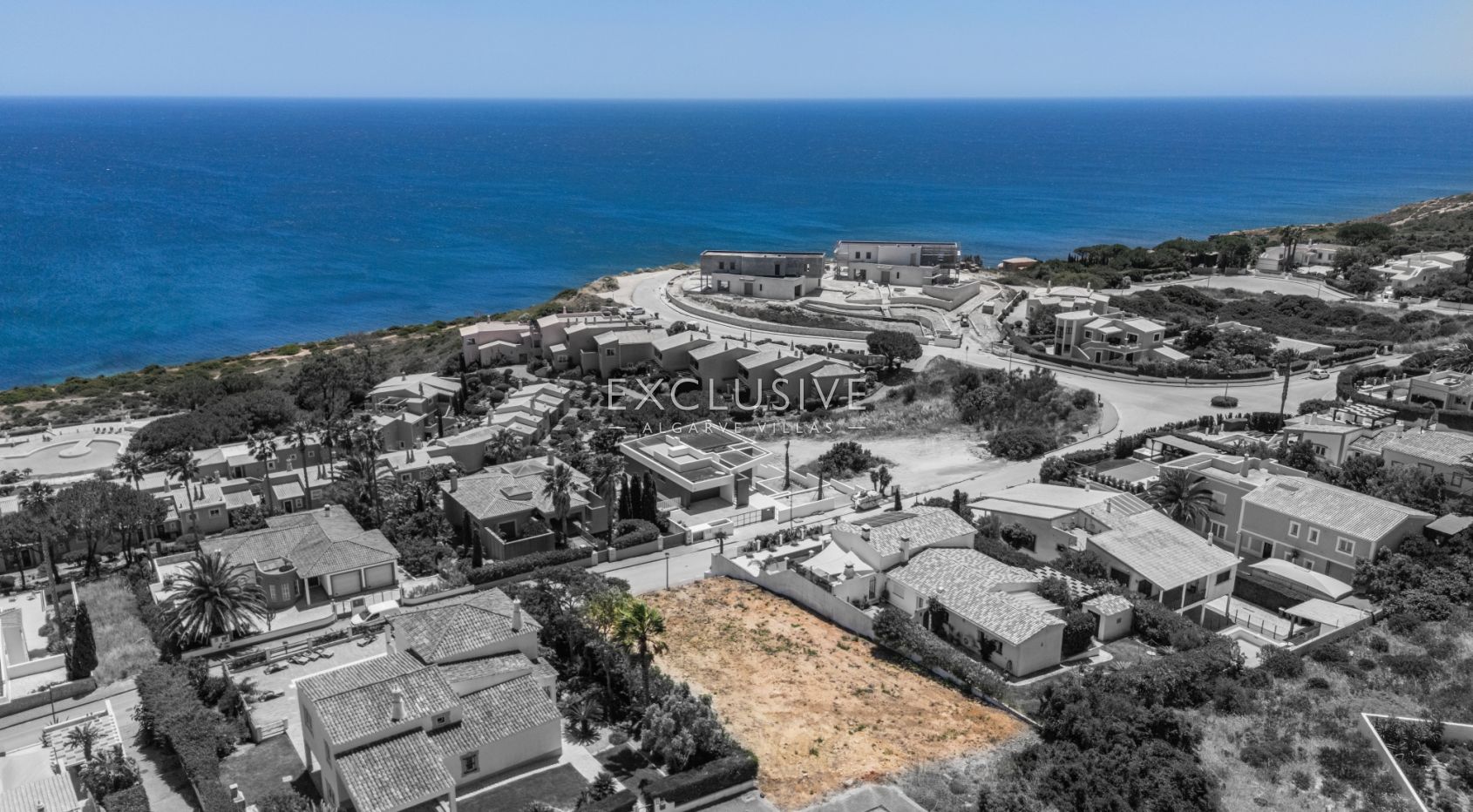 Seltenes Grundstück mit Meerblick in Praia da Luz