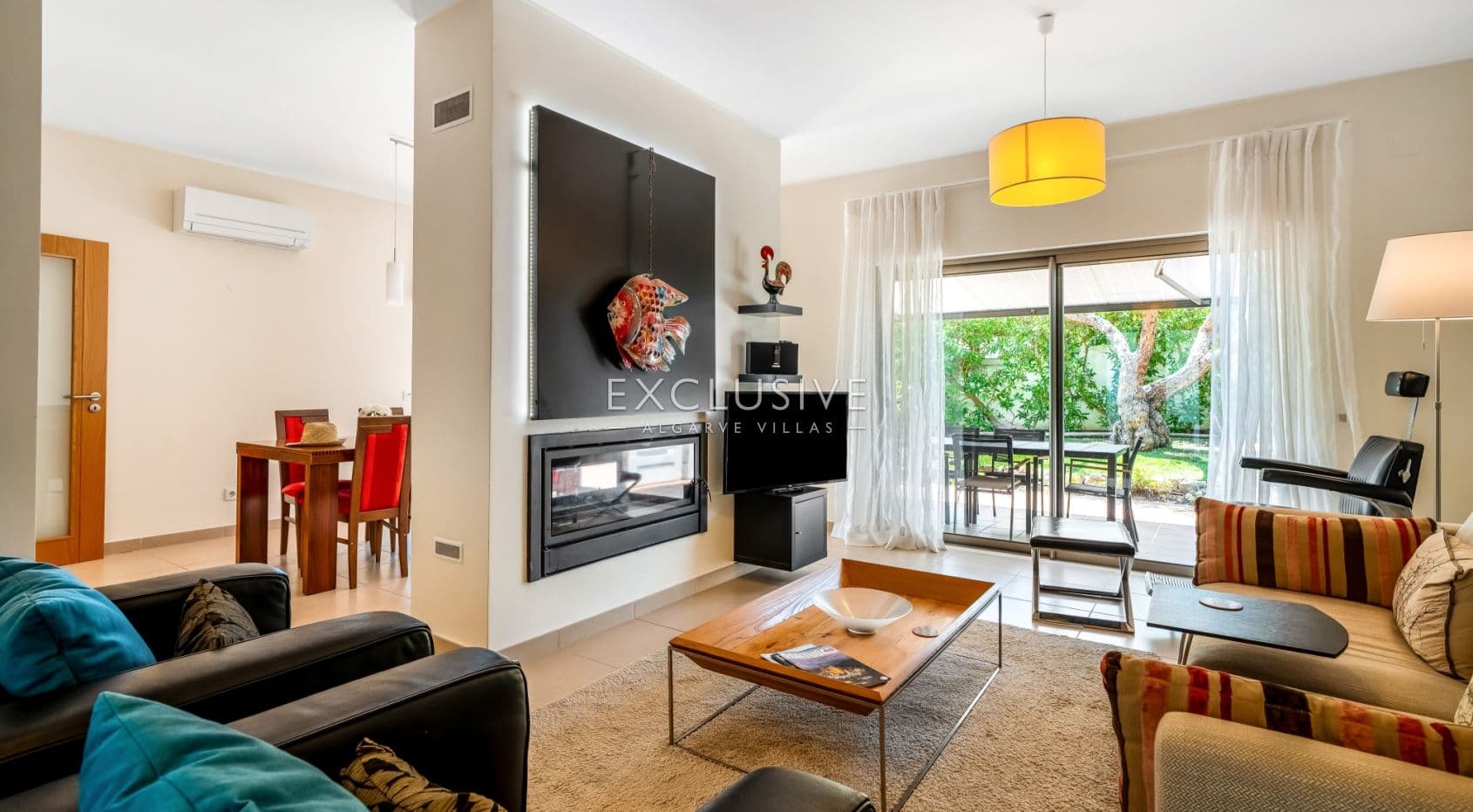 Modern 4-Bedroom Villa with Pool, beach & golf nearby, Alcantarilha, Algarve