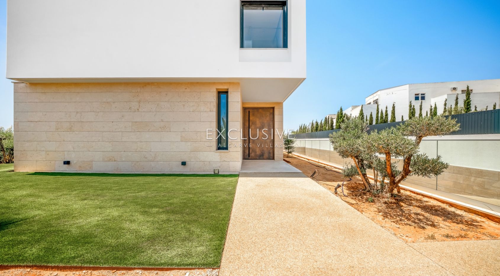 Neue Luxusvilla mit 4 Schlafzimmern und Pool in Encosta Dourada, Pêra, Algarve