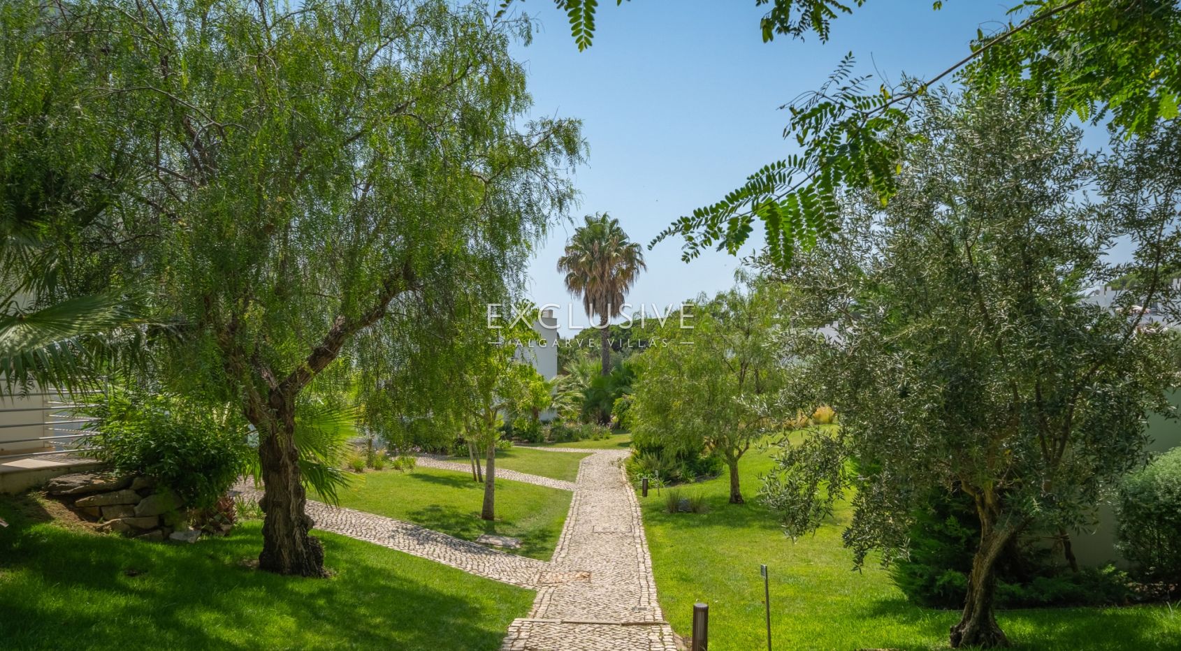 Touristisches Stadthaus in Albufeira mit Meerblick und Resort-Einrichtungen