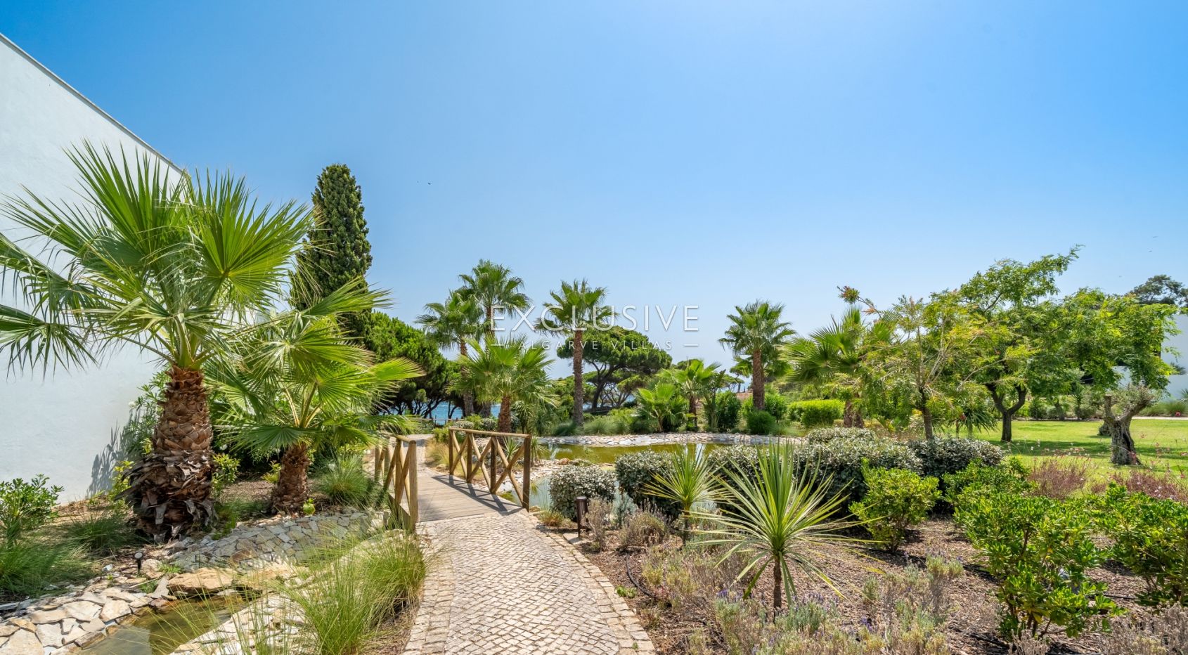 Touristisches Stadthaus in Albufeira mit Meerblick und Resort-Einrichtungen