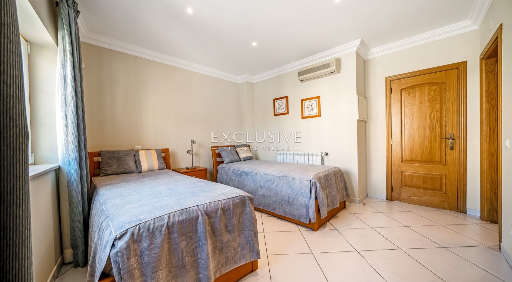 Villa mit Meerblick in Santa Eulália, nur wenige Gehminuten vom Strand entfernt, Albufe