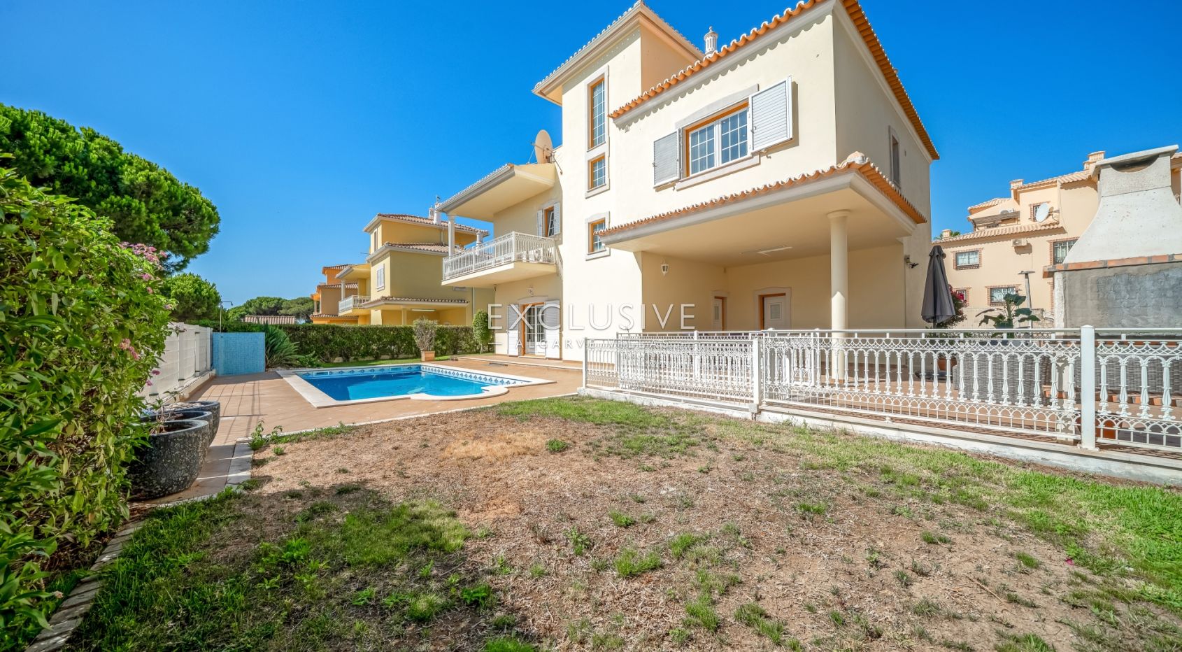 Villa mit Meerblick in Santa Eulália, nur wenige Gehminuten vom Strand entfernt, Albufe