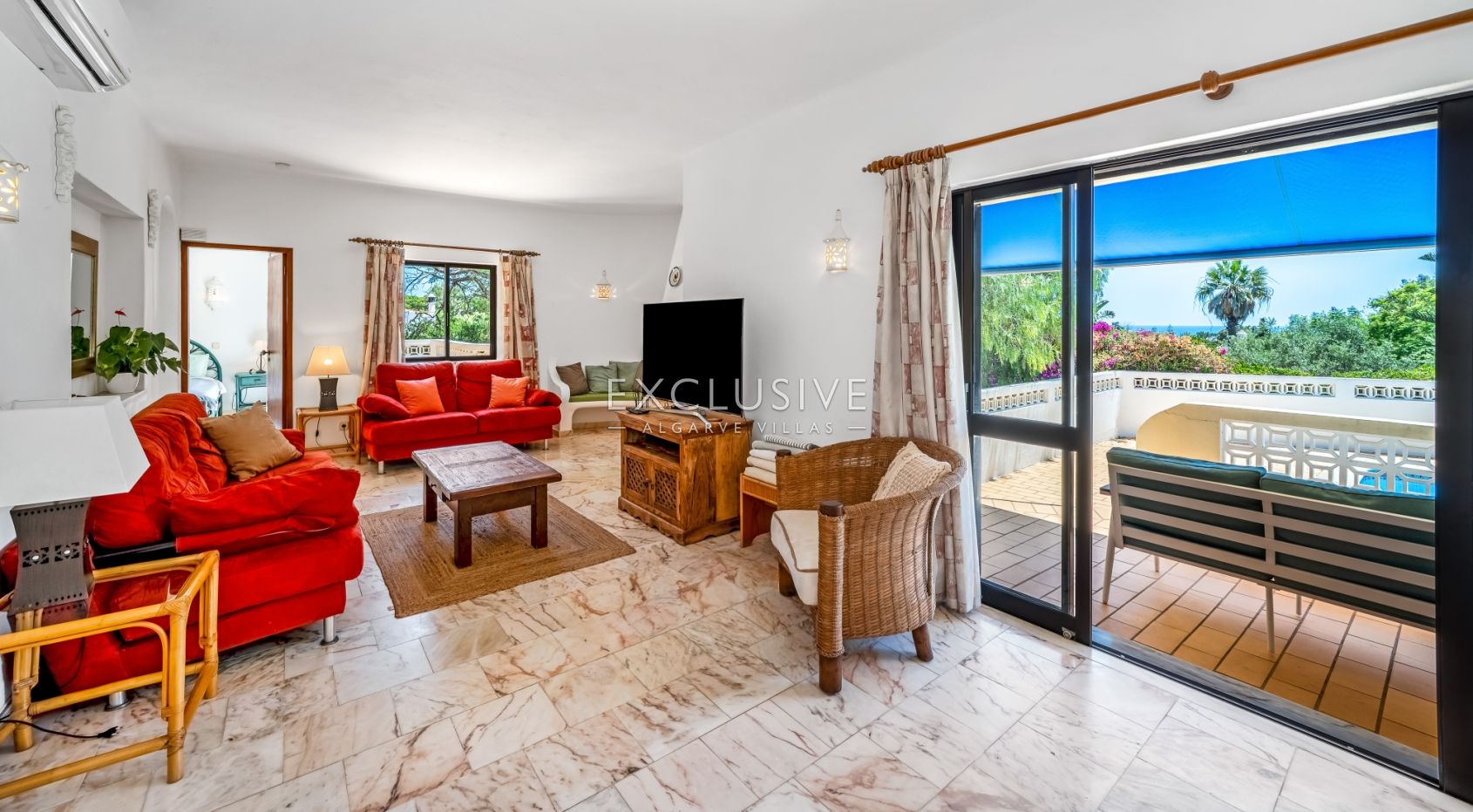 Villa mit 4 Schlafzimmern und Meerblick in Carvoeiro, mit großem Garten, einschließlich