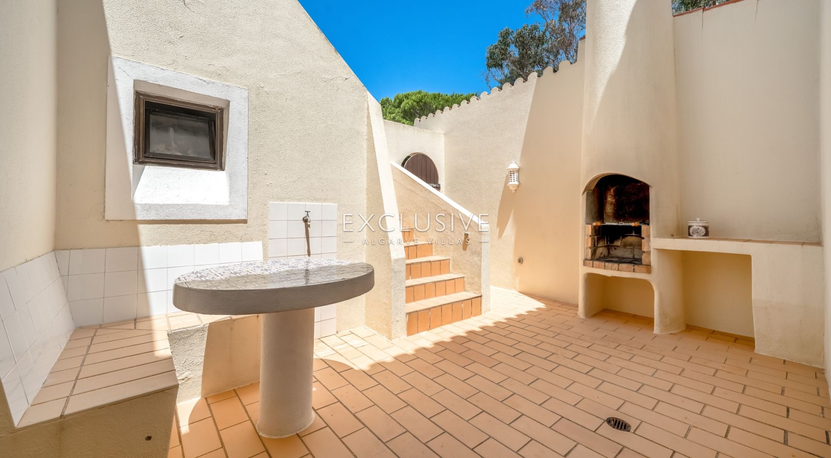 Villa mit 4 Schlafzimmern und Meerblick in Carvoeiro, mit großem Garten, einschließlich