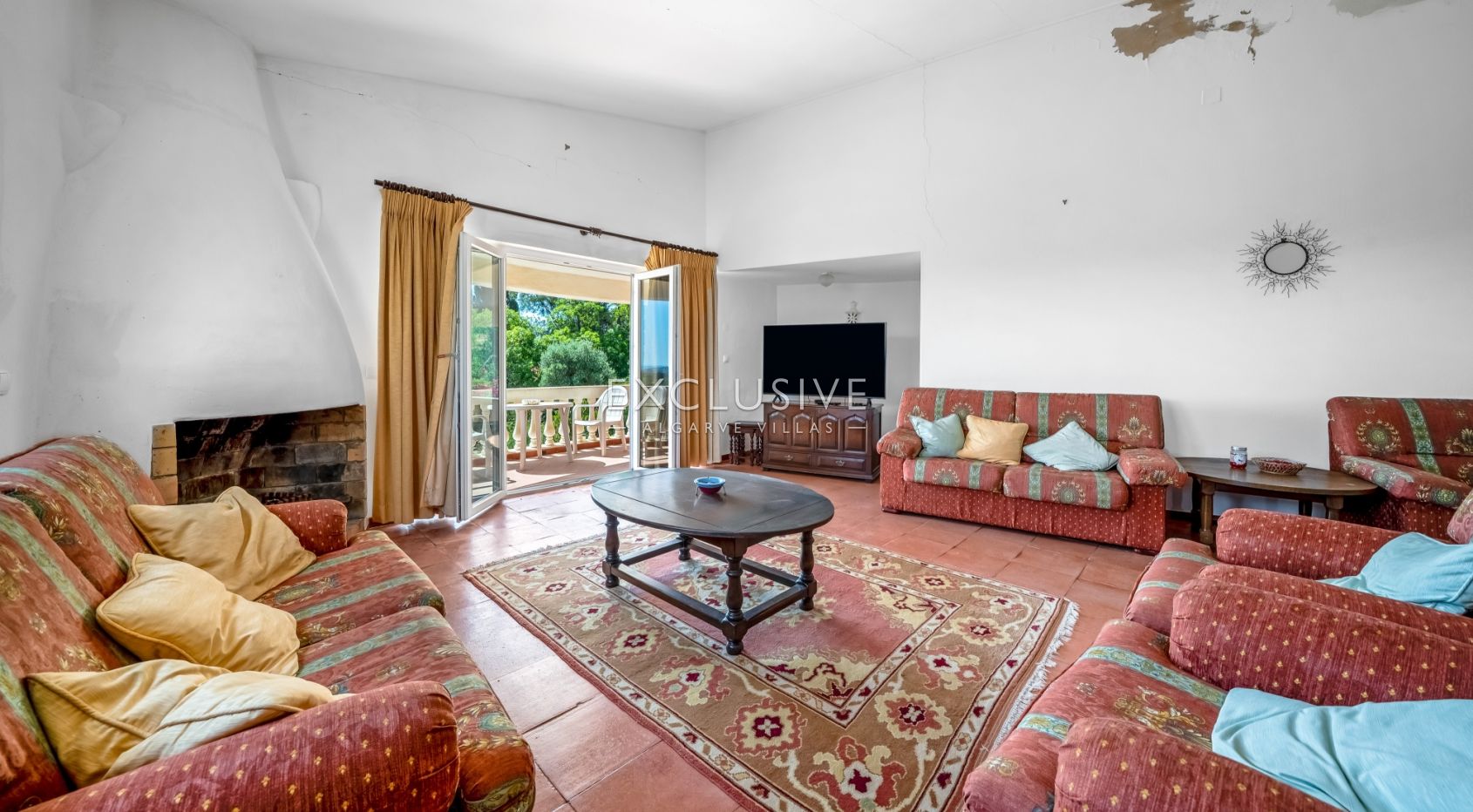 Renovierungsbedürftige Villa mit Meerblick in Falfeira, Lagos