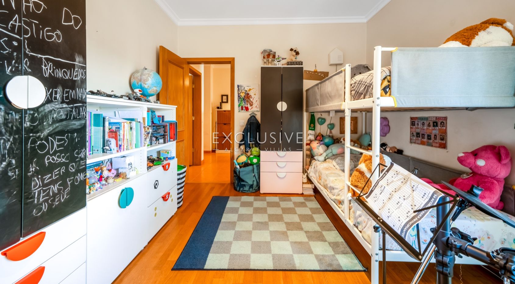 3-Zimmer-Wohnung mit Meerblick in Lagos an der Algarve, mit Garage und Aufzug