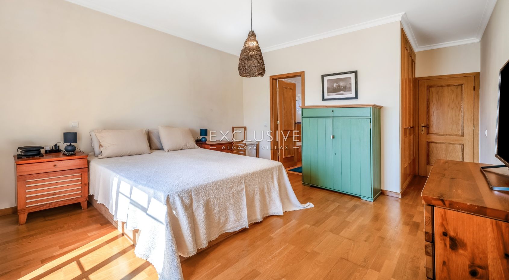 3-Zimmer-Wohnung mit Meerblick in Lagos an der Algarve, mit Garage und Aufzug
