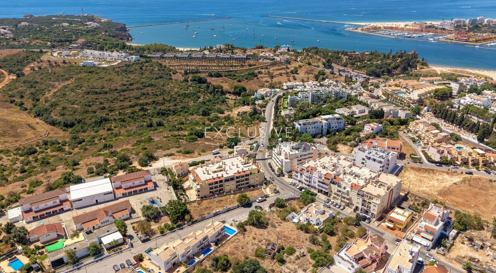 5 bedroom villa in Ferragudo - Walking distance to the beach
