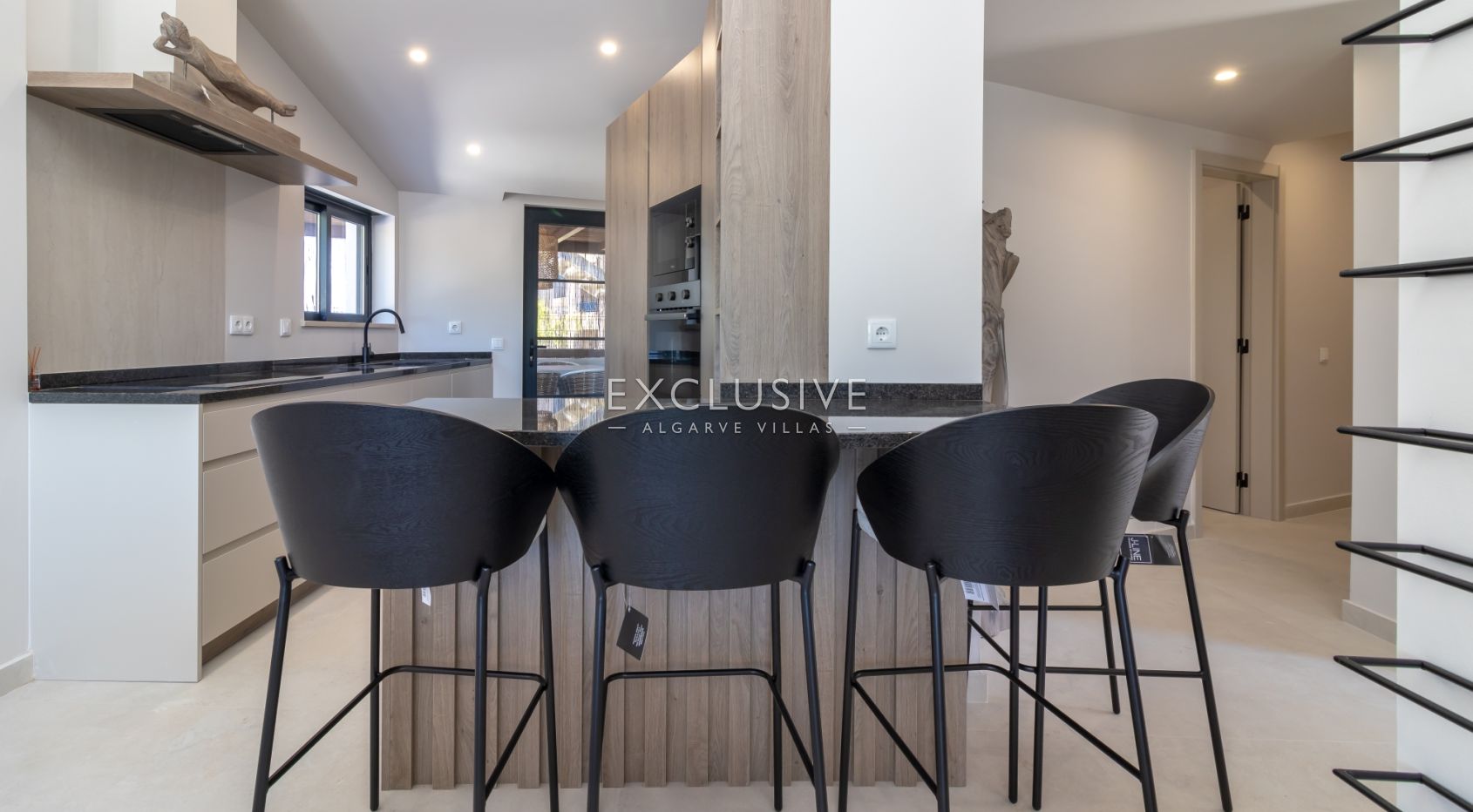 5 bedroom villa in Ferragudo - Walking distance to the beach