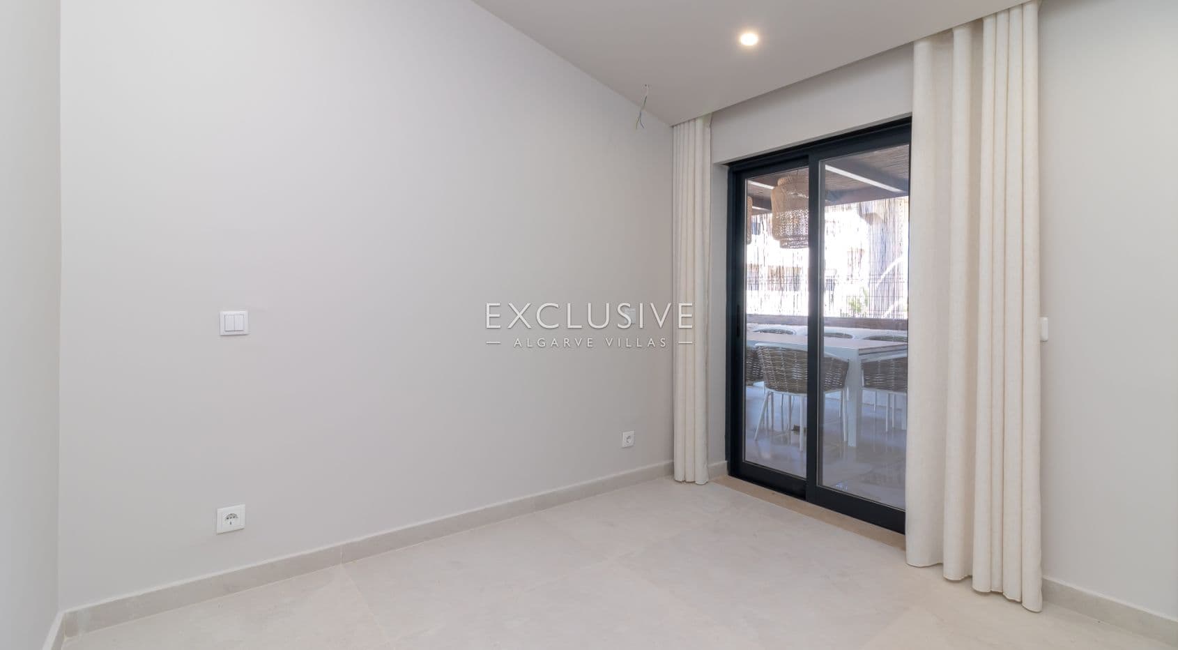 5 bedroom villa in Ferragudo - Walking distance to the beach