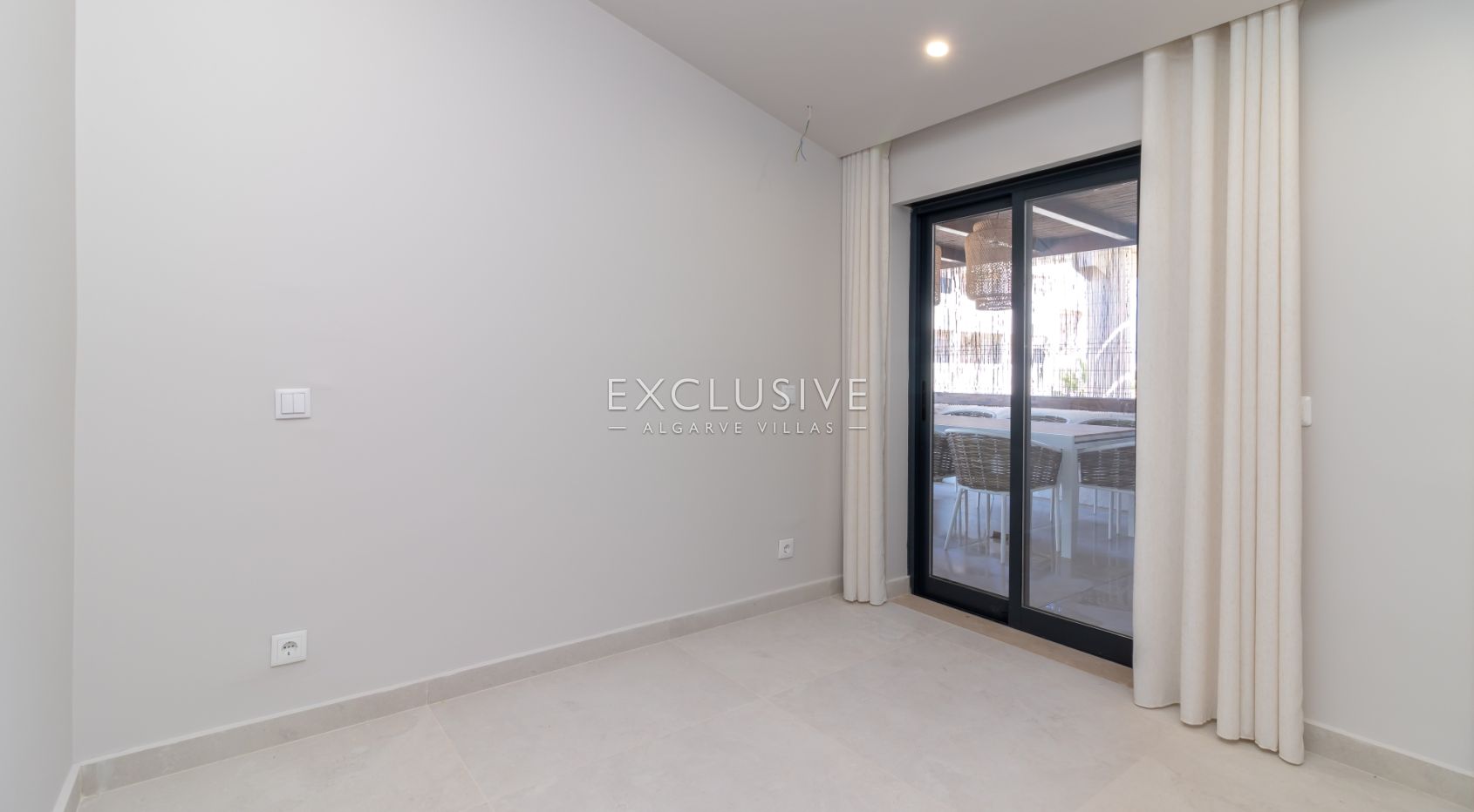 5 bedroom villa in Ferragudo - Walking distance to the beach