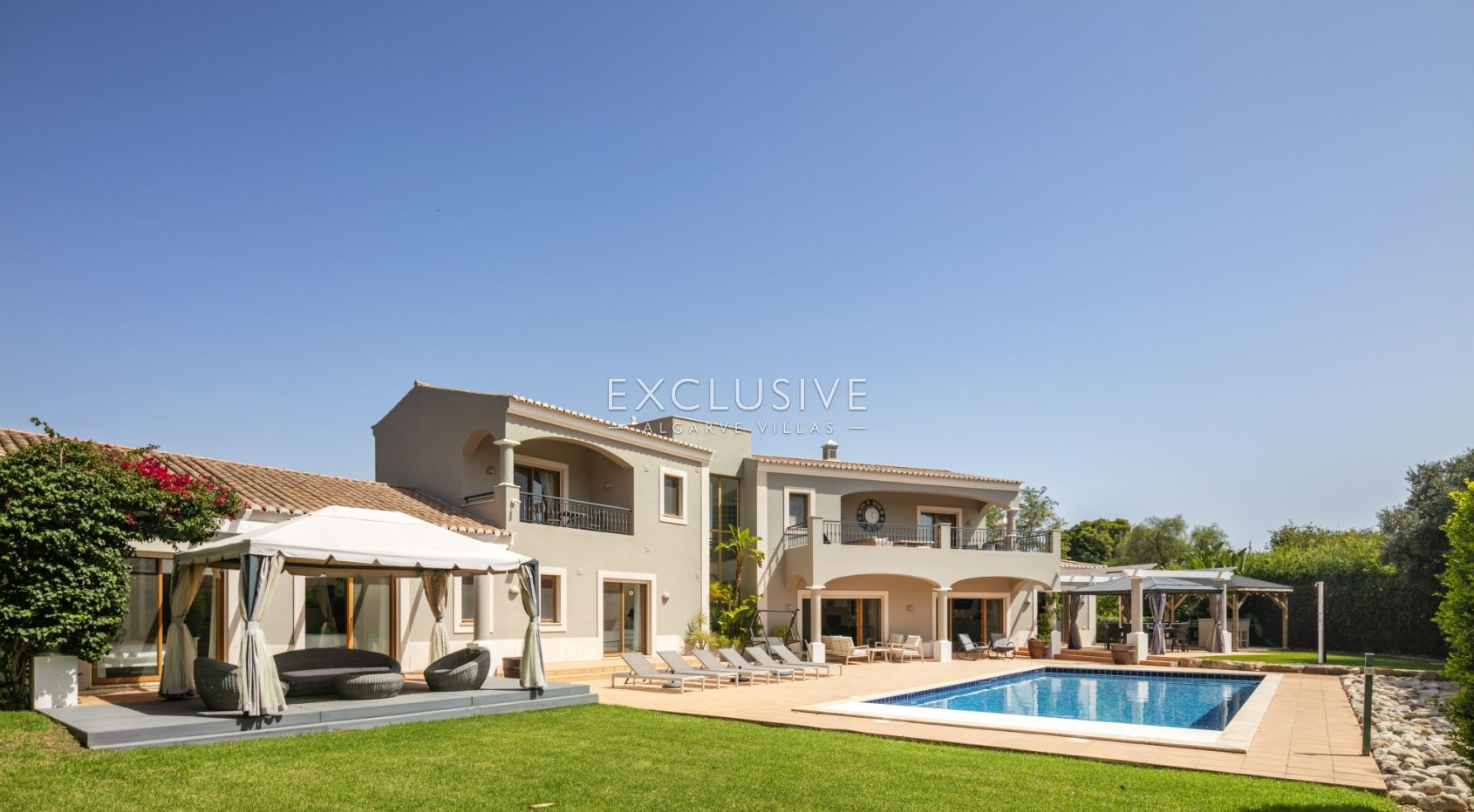 Villa mit Blick auf den Golfplatz, 5 Schlafzimmer, Golfresort in Carvoeiro auf doppeltem Grundstück