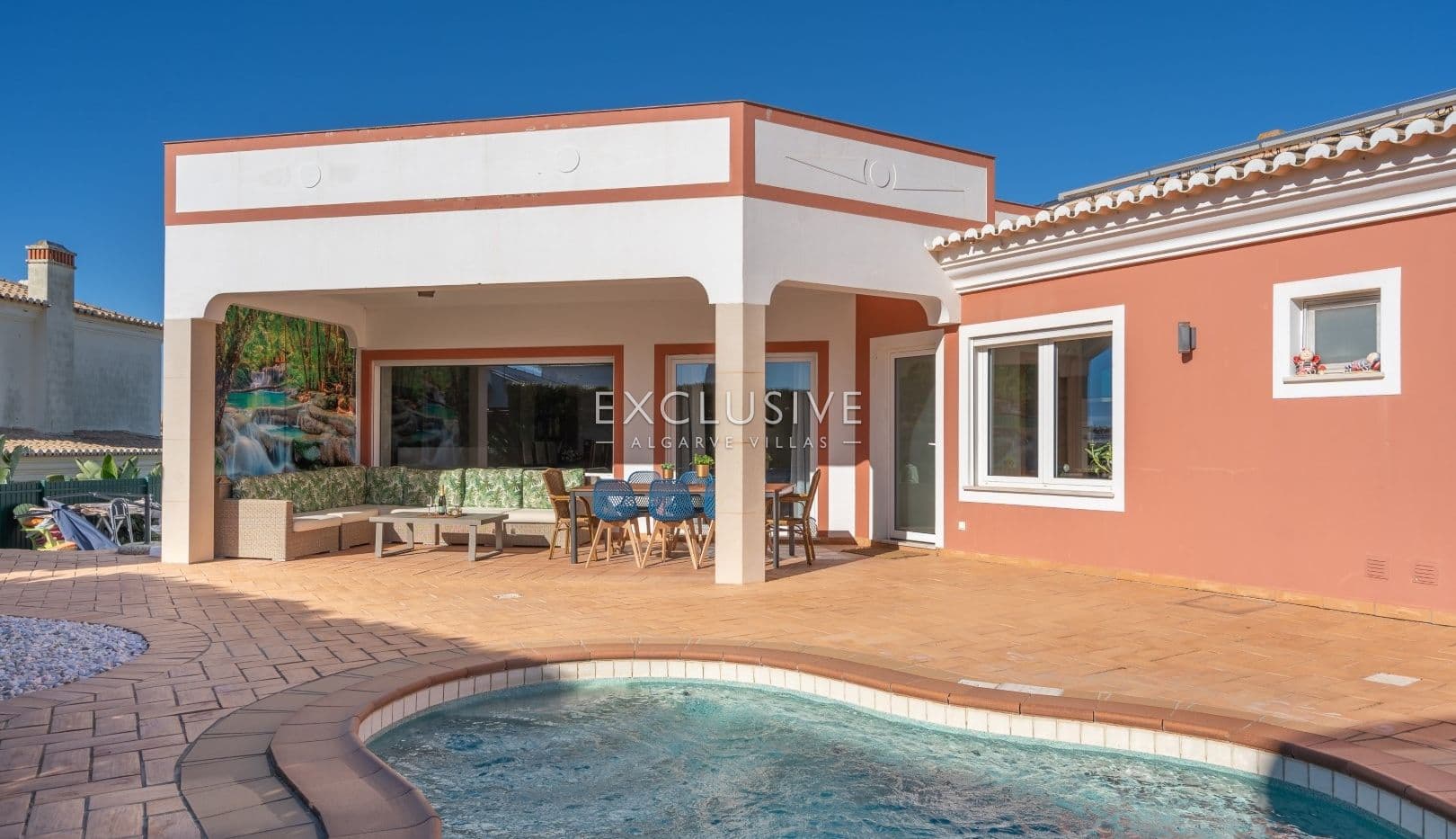Moradia com 3+2 quartos, piscina e anexo para hóspedes em Cerro das Mós, Lagos, Algarve-1