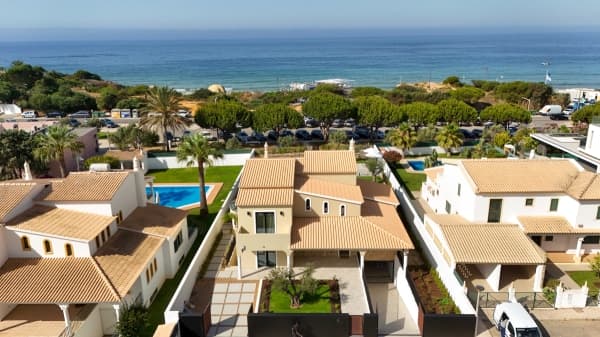 Buying a Second Home in the Algarve: What to Know