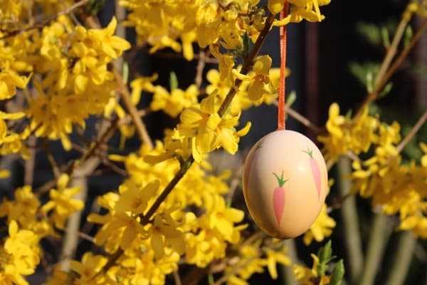 Easter in the Algarve: Coastline, Culture & Celebration