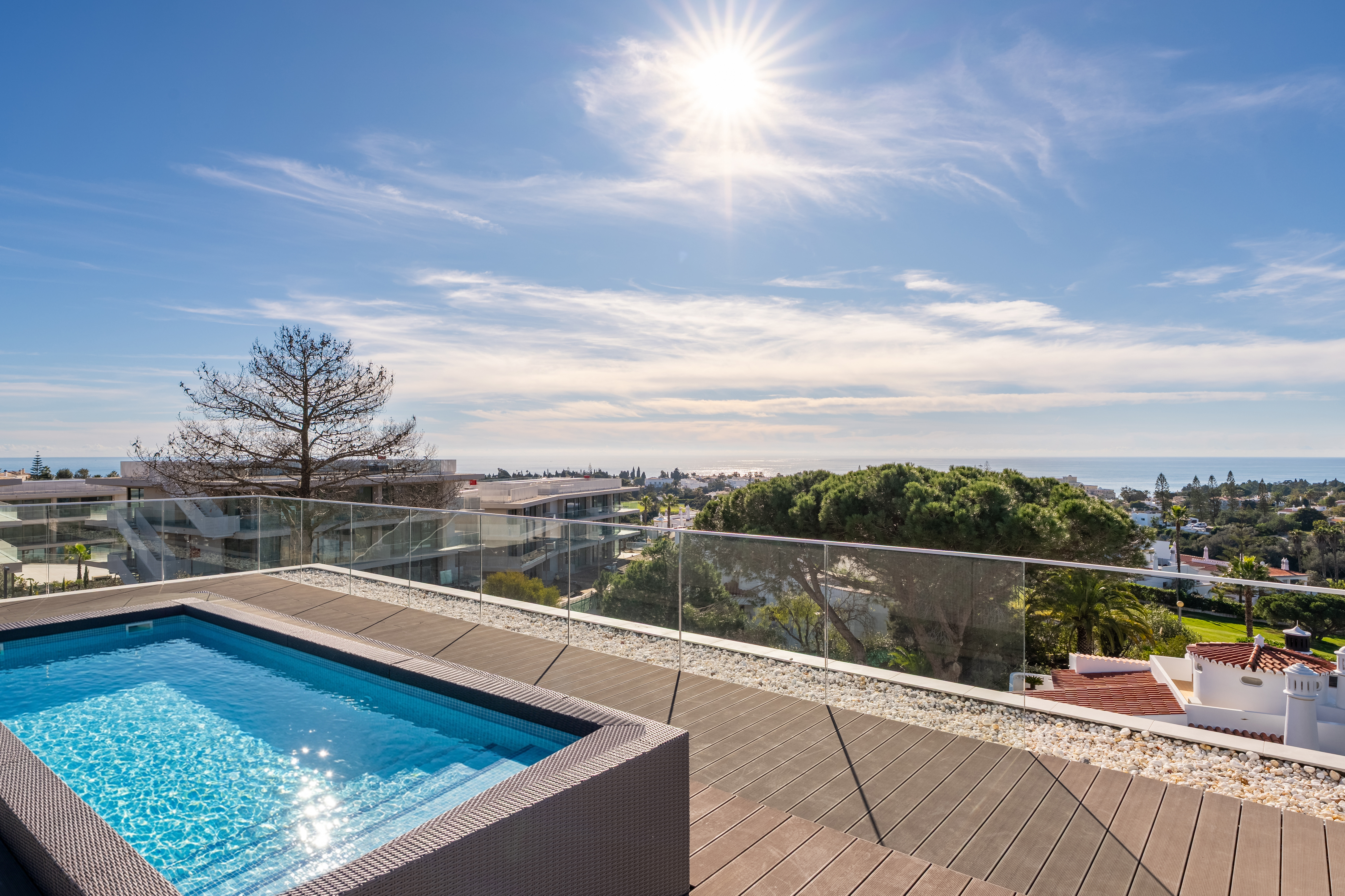 4 bedroom top floor penthouse for sale with sea views in Carvoeiro, West Algarve