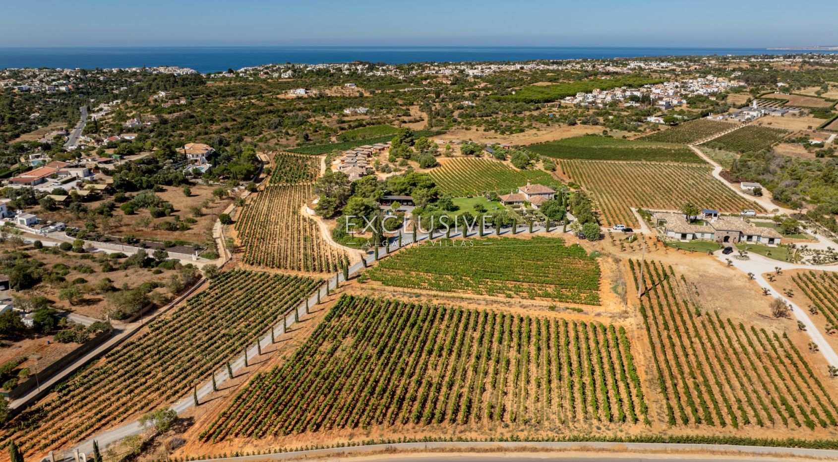 Villa in Carvoeiro - Image 2