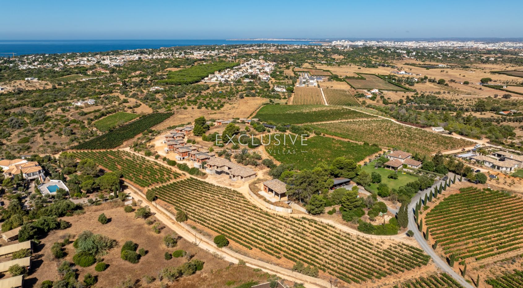 Villa in Carvoeiro - Image 2